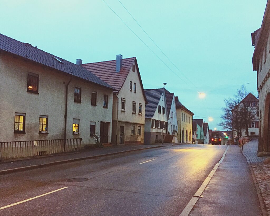 how to find 5 bedroom house for sale