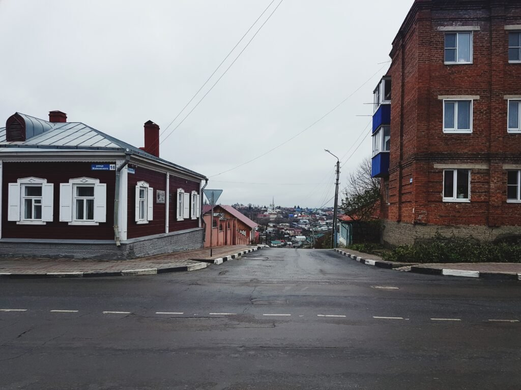 how to find 5 bedroom house for sale